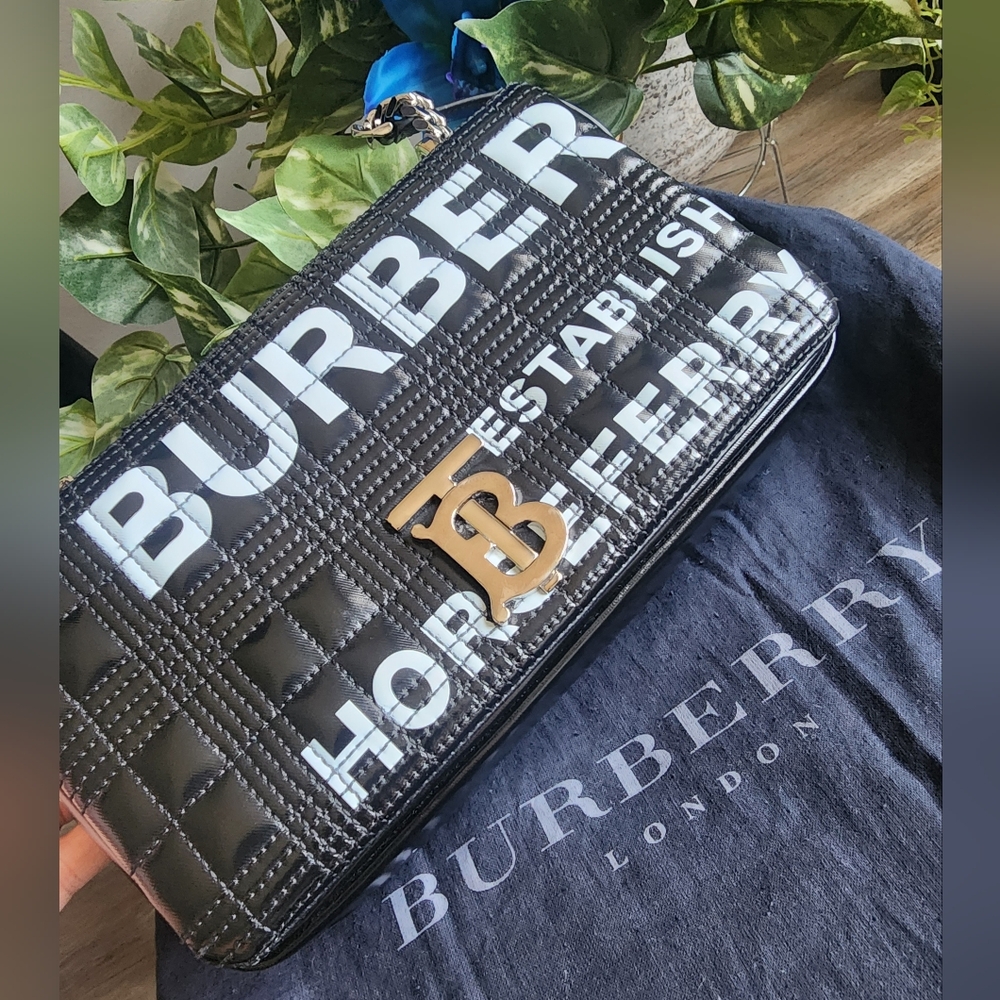 Burberry Horseferry Black Quilted Lambskin Shoulded Bag